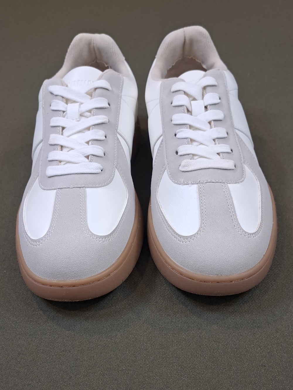 Steve Madden Korona T-Toe Sneaker - Color: White/Gray - Size: Men 10 - Picture 4 of 10